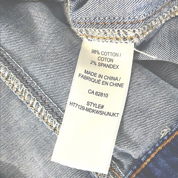 Classic Denim Jacket Distressed Cropped Fit & Stretchy Size S - Picture 5 of 5